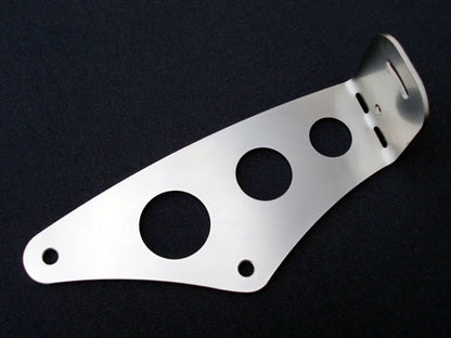 Kennzeichenhalter Peugeot C-Tech Loch