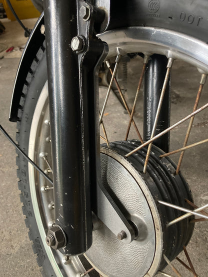 Versteckte Zugstrebe für Trommelbremse MZ ETZ 125 150 250 TS