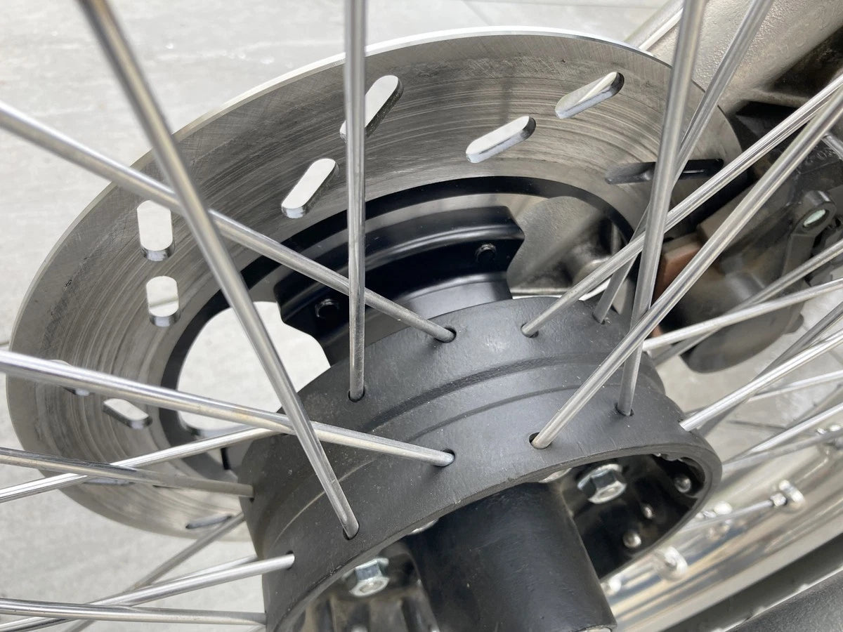 MZ ETZ Bremsscheibe montiert Ansicht Radnabe