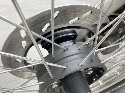 MZ ETZ Bremsscheibe montiert Ansicht Radnabe