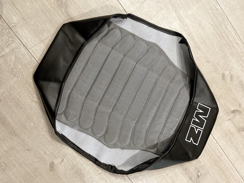 MZ ETZ 125/150/251 Sitzbezug für Sitzbank, originalgetreu mit IFA-Logo, NEU, 32-31.023